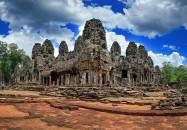 Angkor, Bayon Temple